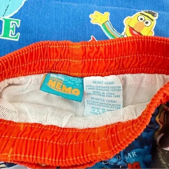 Y2K Kids Disney Finding Nemo Tank Gang Swim Trunk Shorts Size 24M - Picture 4 of 5